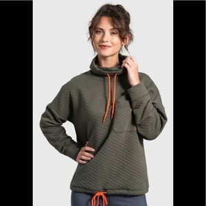 United By Blue Women's Organic Quilted Pullover Size Small